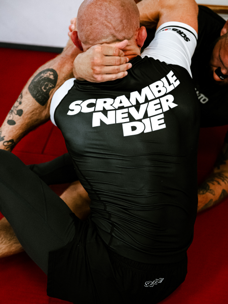 Scramble Never Die rashguard