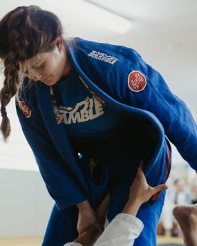 Scramble Athlete 4: 450 (Female Cut - Blue) Scramble Athlete 4: 450 (Female Cut - Blue)